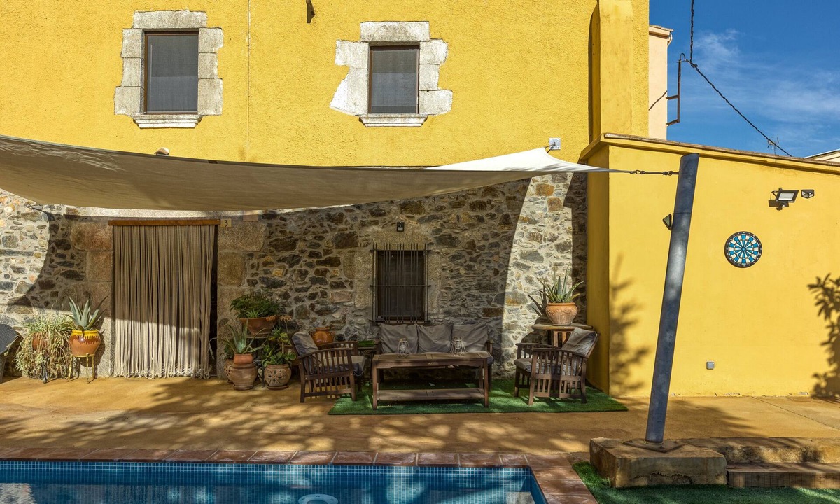 Palamos House | El Figuerar: Between Sea and Mountains, with Pool and Garden in Palamós