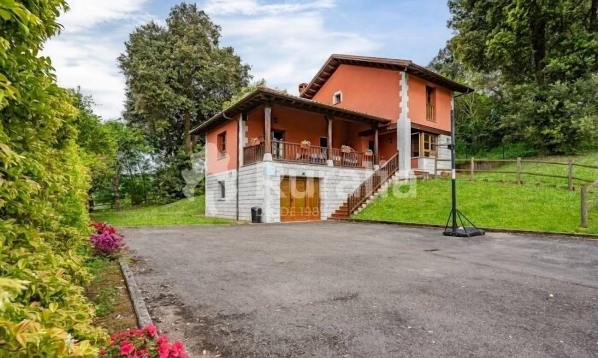 Ribadesella House | Entrencinas - country house in Collera (Ribadesella), Northern Spain