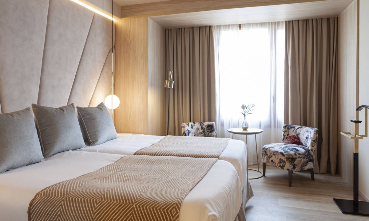 Sant Nicolau Hotel | Everything You Need For The Perfect Vacation! Spacious Room w/King/2 Twin Bed
