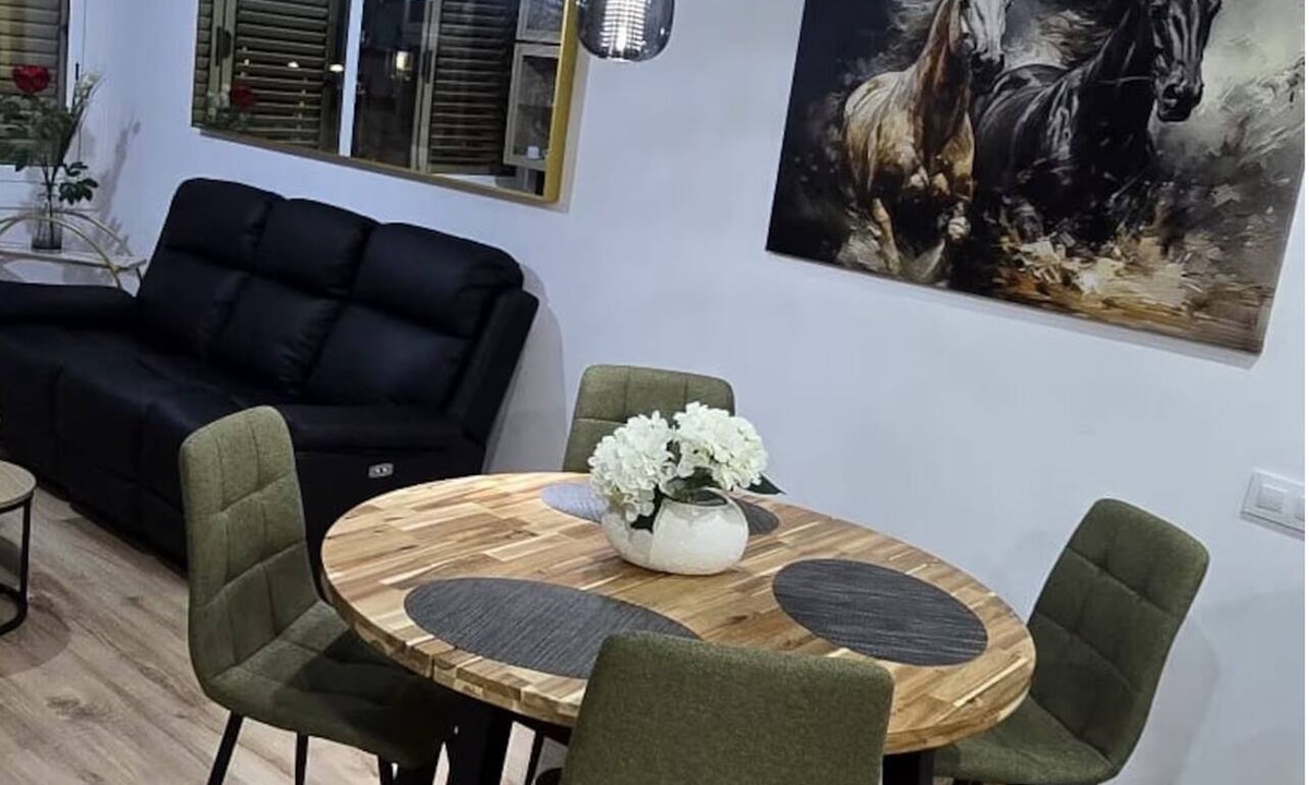 Sabadell Apartment | Excellent Location with Air Conditioning and Parking 100 meters from the apartment