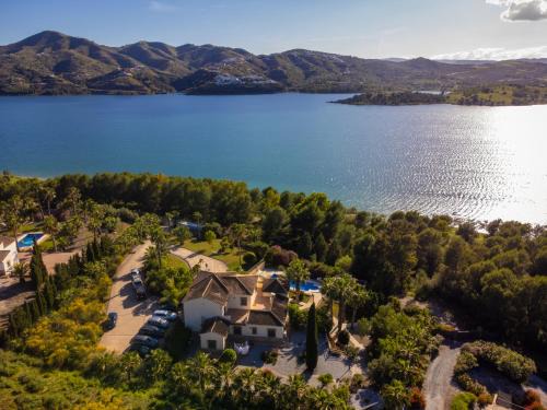 Vinuela Villa | Exclusive Lakeside Villa with Private Pool & Total Privacy
