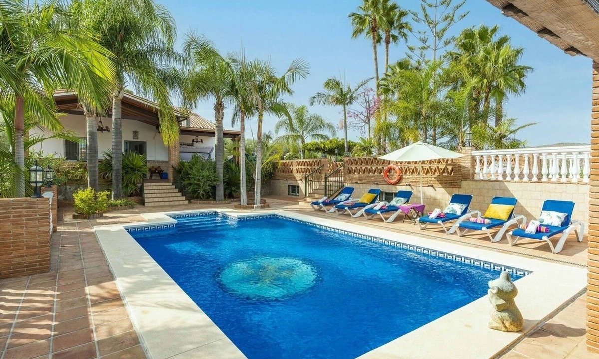 Alhaurin de la Torre Villa | Finca Cajera Alhaurín de la Torre by Ruralidays