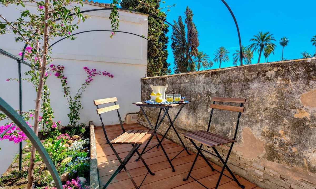 Santa Cruz Apartment | Genteel Home Casa Alcazar