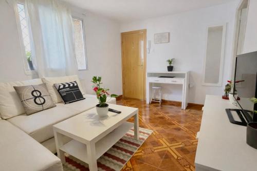 Puerta del Angel Apartment | Habitación Privada en piso compartido Madrid, céntrico Metro a 3 min