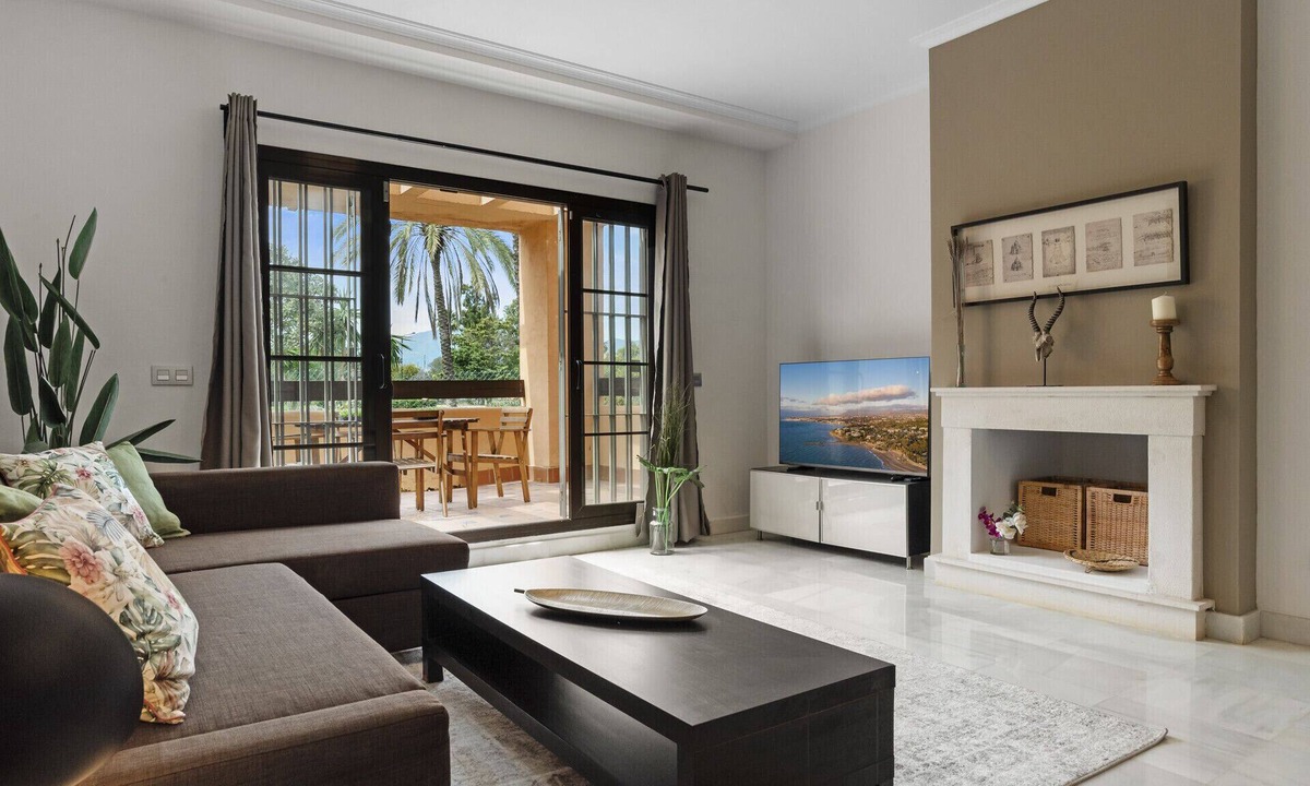 Atalaya-Isdabe Apartment | Hacienda del Sol - Fantastic 2 Bed right by the Beach!