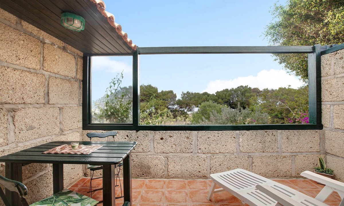 Granadilla de Abona Apartment | Holiday Apartment 'Casa Inti' with Sea View, Terrace & Shared Garden