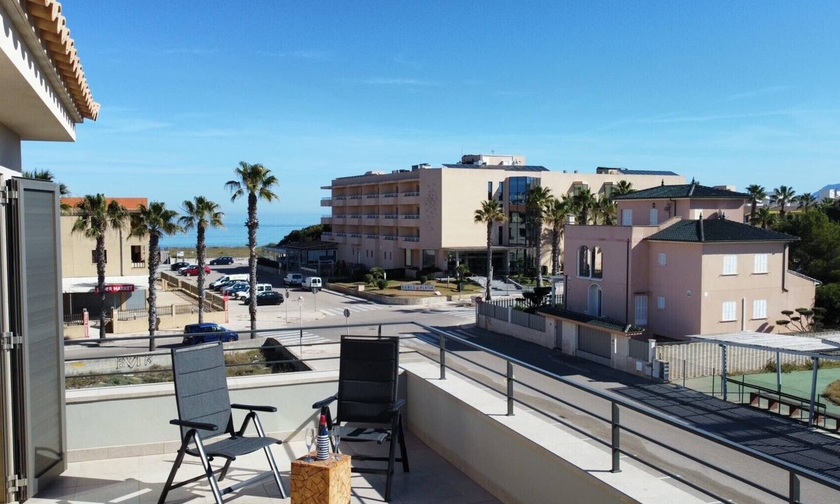Can Picafort House | Holiday Home 'Antonia' with Sea View, Wi-Fi and Air Conditioning