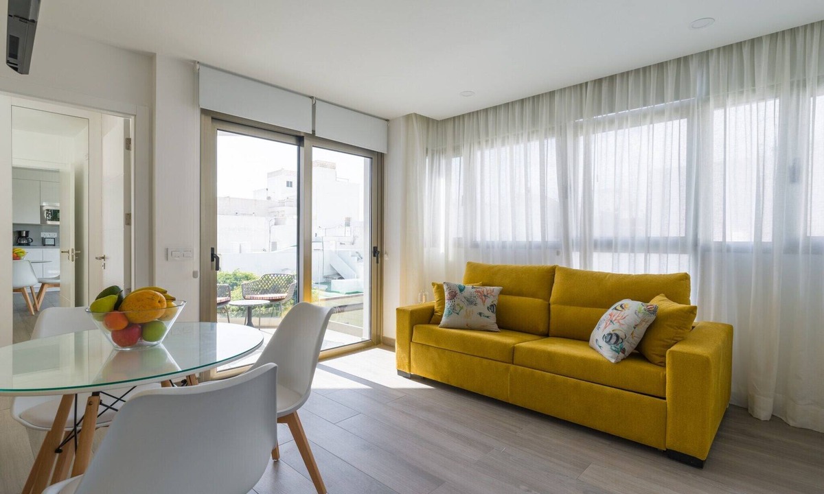 Telde House | Holiday Home in Telde near Playa de Melenara