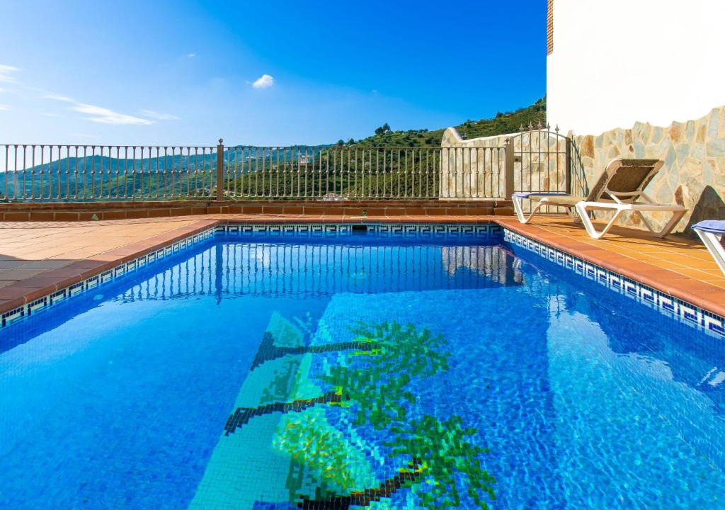 Frigiliana House | Holiday Home Tres Palmeras by Interhome