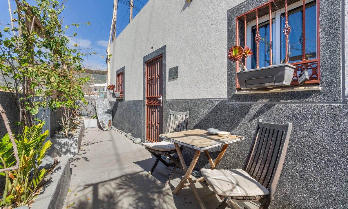 La Sabinita Apartment | Holiday Home 'With Terrace' with Wi-Fi