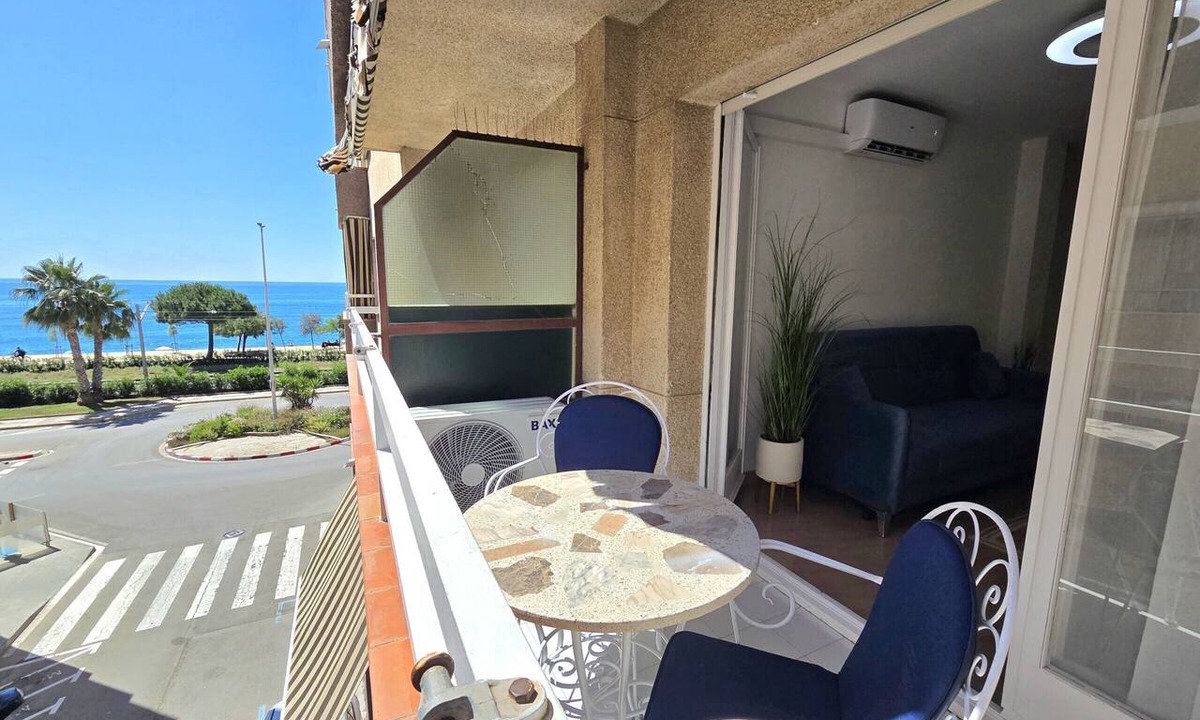 Pineda de Mar Apartment | HomeHolidaysRentals Luka - Barcelona Coast