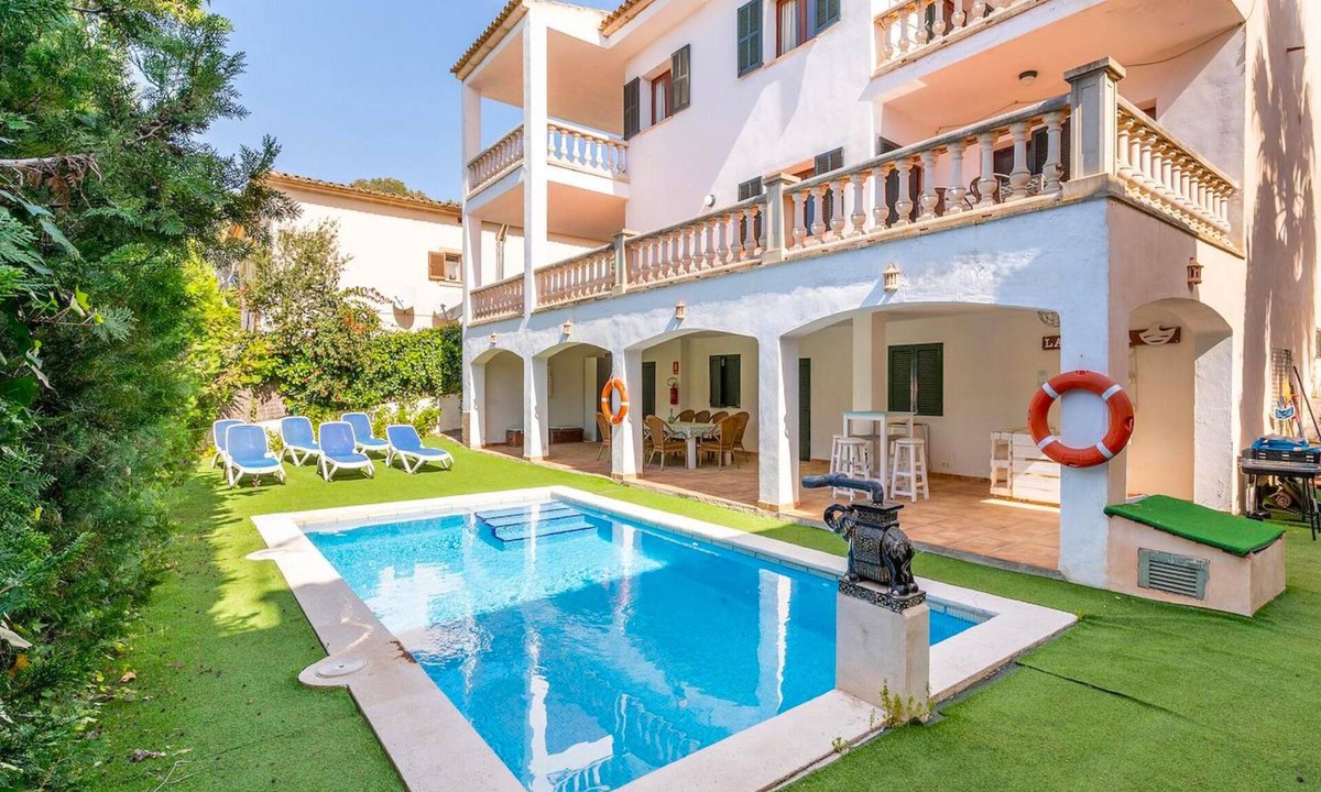 Portopetro Villa | HORABAIXA - Summer house with private pool and WiFi in Portopetro