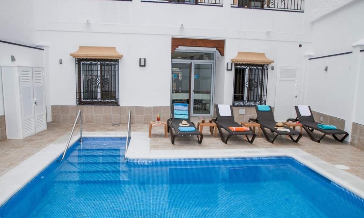Nerja City Centre Hostel | Hostal Boutique Bajamar