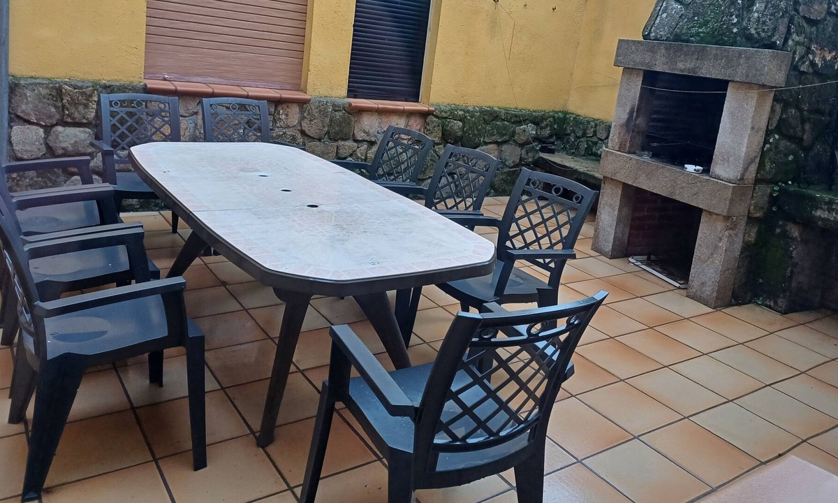 Hinojosa de Duero House | Hostal Casa Chore by gaiarooms