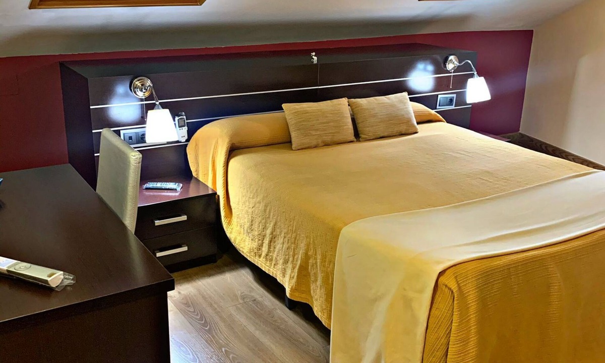 Avila Hostel | Hostal Doña Juana