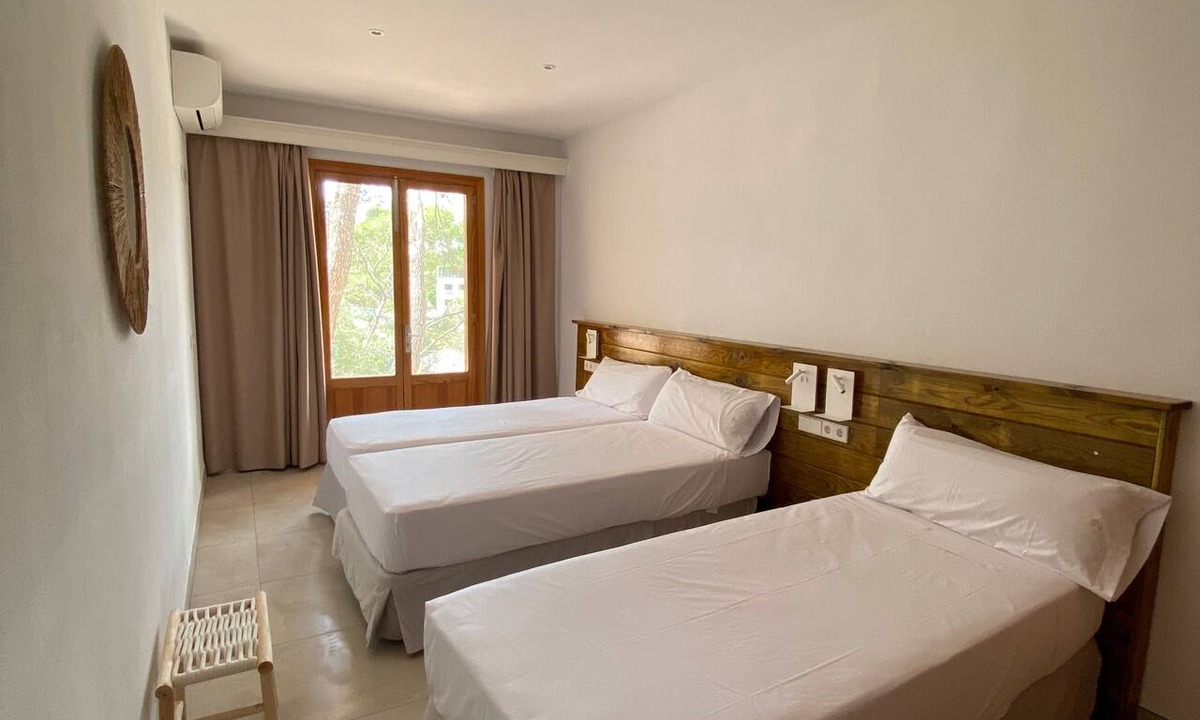 Cala Santany Hostel | Hostal Palmaria