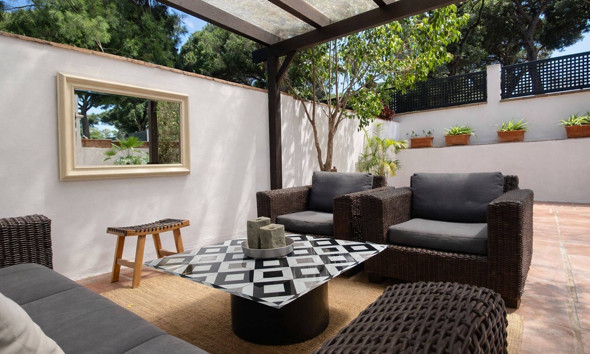 Elviria Apartment | House in Elvira with communal pool, WIFI and air conditioning only 1 km to the beach