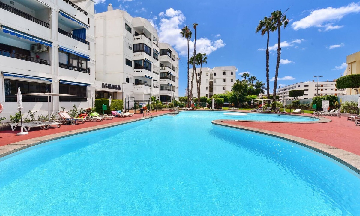 Playa del Ingles Apartment | Iguazu 304 by VillaGranCanaria