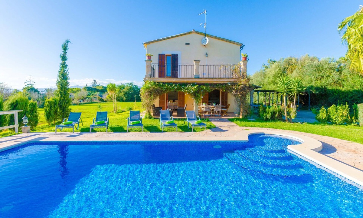 Inca Villa | INES - Villa with private pool in INCA. Free WiFi