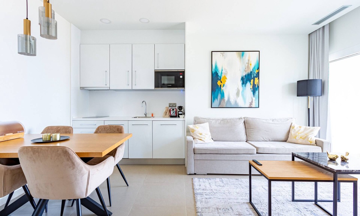 Cala Apartment | Intempo by Holuxe - 045 - 4th floor