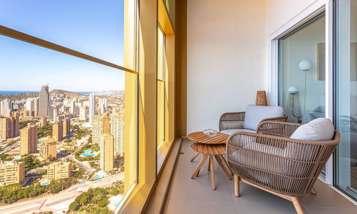 Cala Apartment | Intempo by Holuxe - 322 - 32nd floor