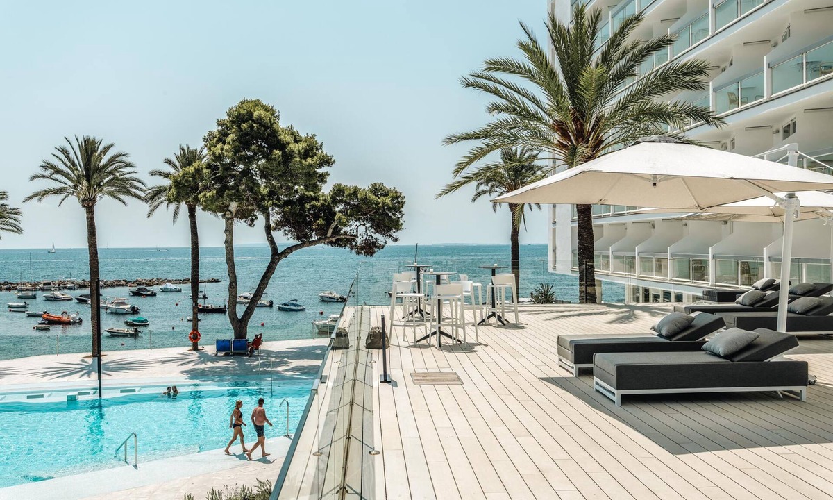 Figueretas Resort | Joy Upper Level terrace room at the Ibiza Twiins