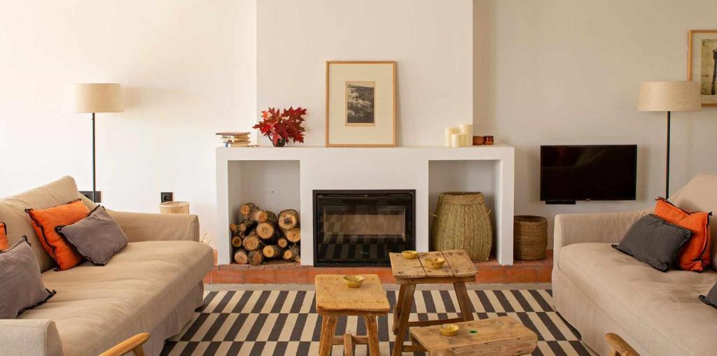 Tenzuela House | La Alberca: Casa con jardín y piscina