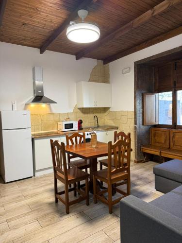 Guia de Isora Apartment | La casita del almacigo II by Sydney