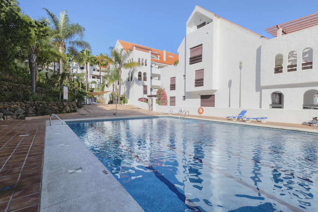 Nueva Andalucia Apartment | La Maestranza, Luxury 2 bedroom Apartment. Puerto Banus
