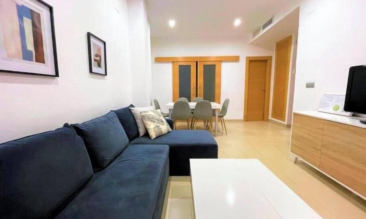 Centro - Sagrario Apartment | La Perla Reyes Catolicos Living: Standard Apartment