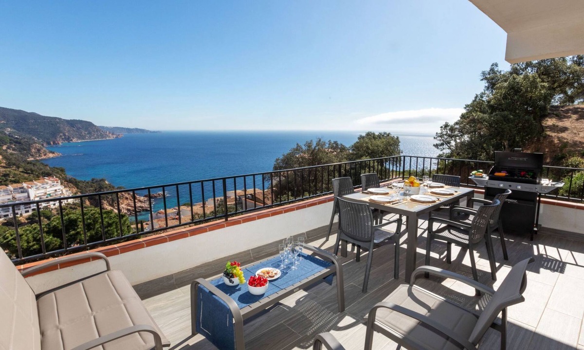 Salionc Apartment | La Terraza Salions by Interhome