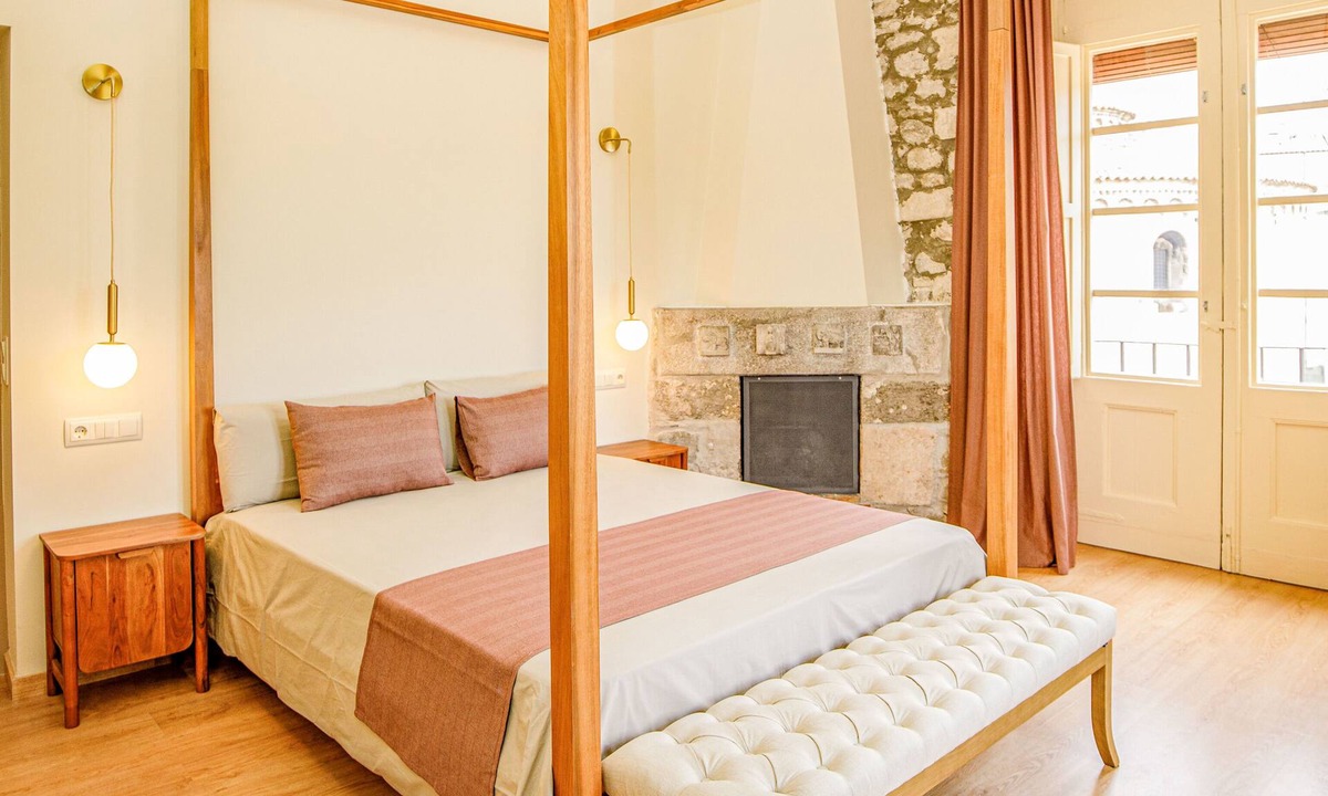 Besalu Apartment | LITTLE PALACE MIRADOR The best panoramic views