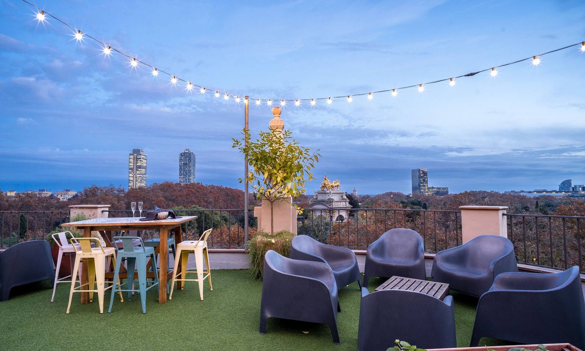 El Parc i la Llacuna del Poblenou Apartment | LOST GARDEN - Strategic location, Top views