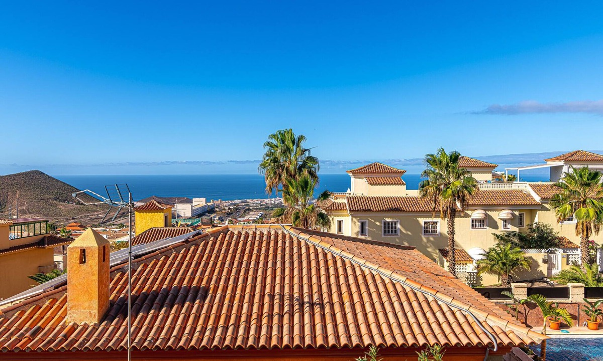 Chayofa Villa | Luxury Villa del Duque in Chayofa, dream location, private pool, sea views, golf