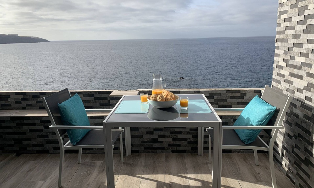 Playa San Juan Apartment | ! Magnificent view facing the sea ! High Standards