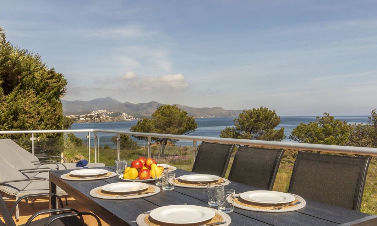 Port de la Selva House | Mon Coeur by Interhome