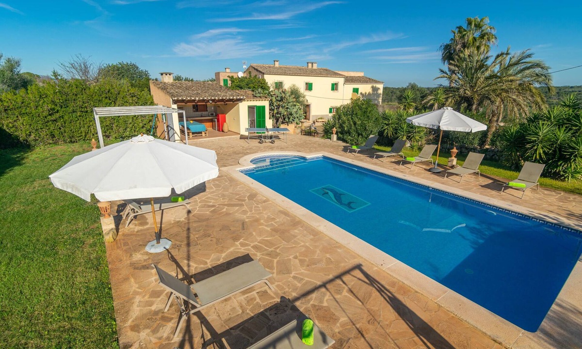 Campos Villa | N'AMERA - Spectacular Mallorcan manor with private pool near the beaches of the southeast