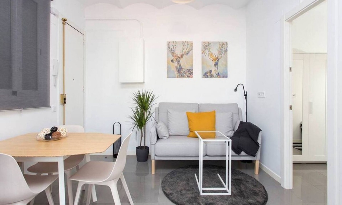 Sants Apartment | Newly refurbhised apartment is Sants! It is a cozy, modern and comfortable apartment, ideal for couples or small families. Designed completely for the confort of our guests.