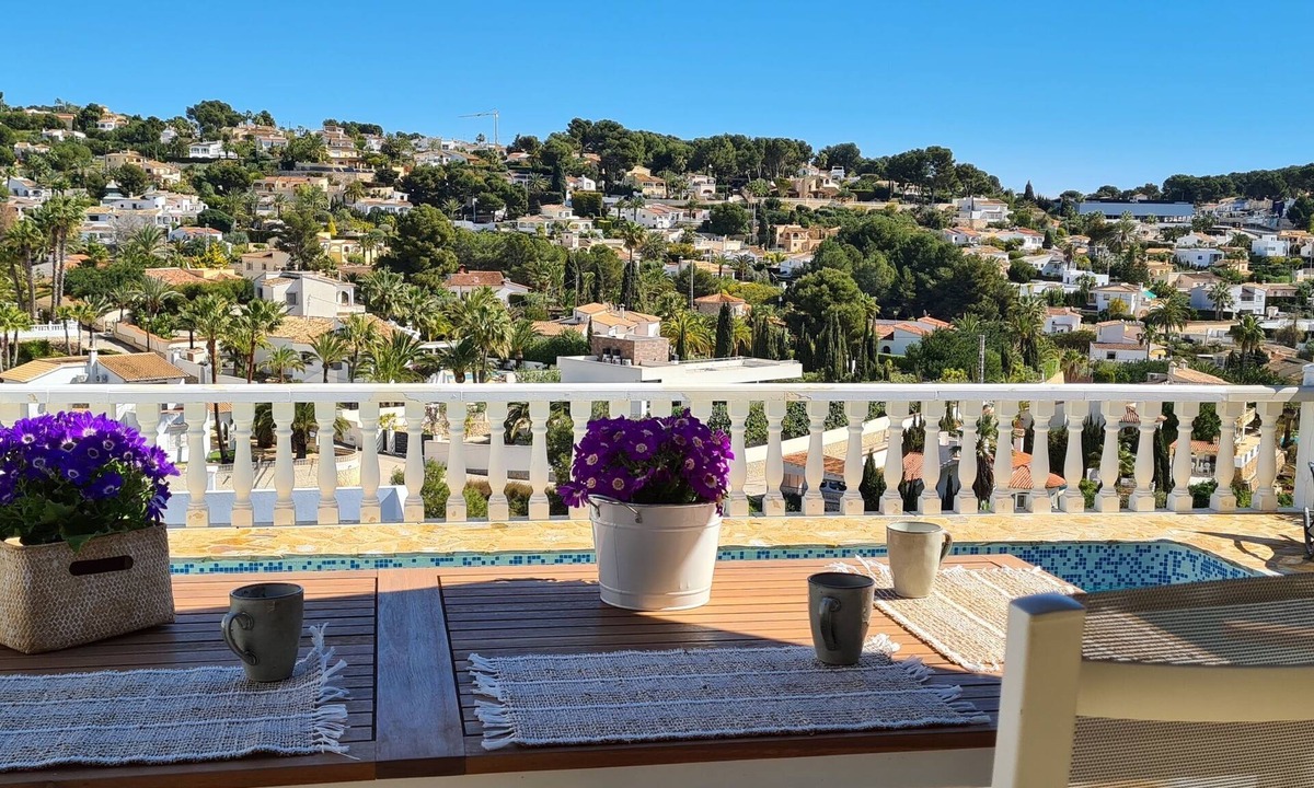 Fanadix House | Newly renovated villa with private pool within walking distance of the sea