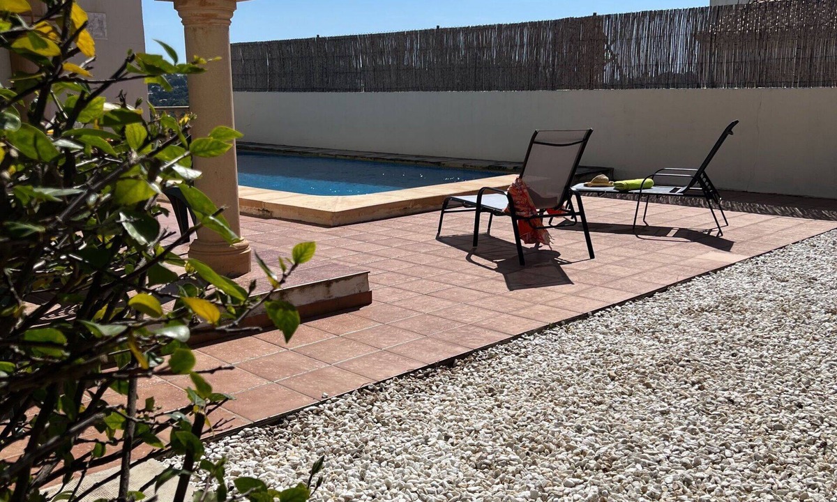 Costa Nova House | Nice apartment in villa for 4 people with A/C, WIFI, private pool, TV, terrace and pets allowed