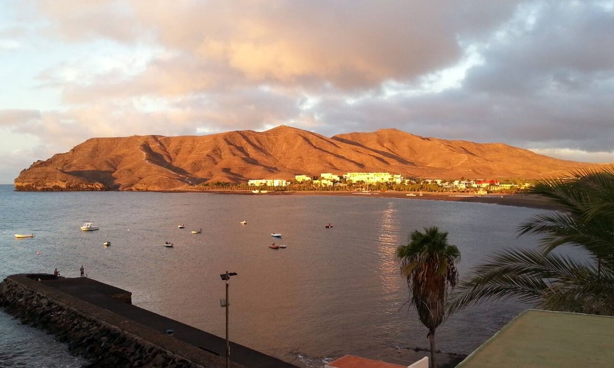 Las Playitas Apartment | Ocean View Apartment Casa Las Playitas – Terrace – 1 Minute to the Beach