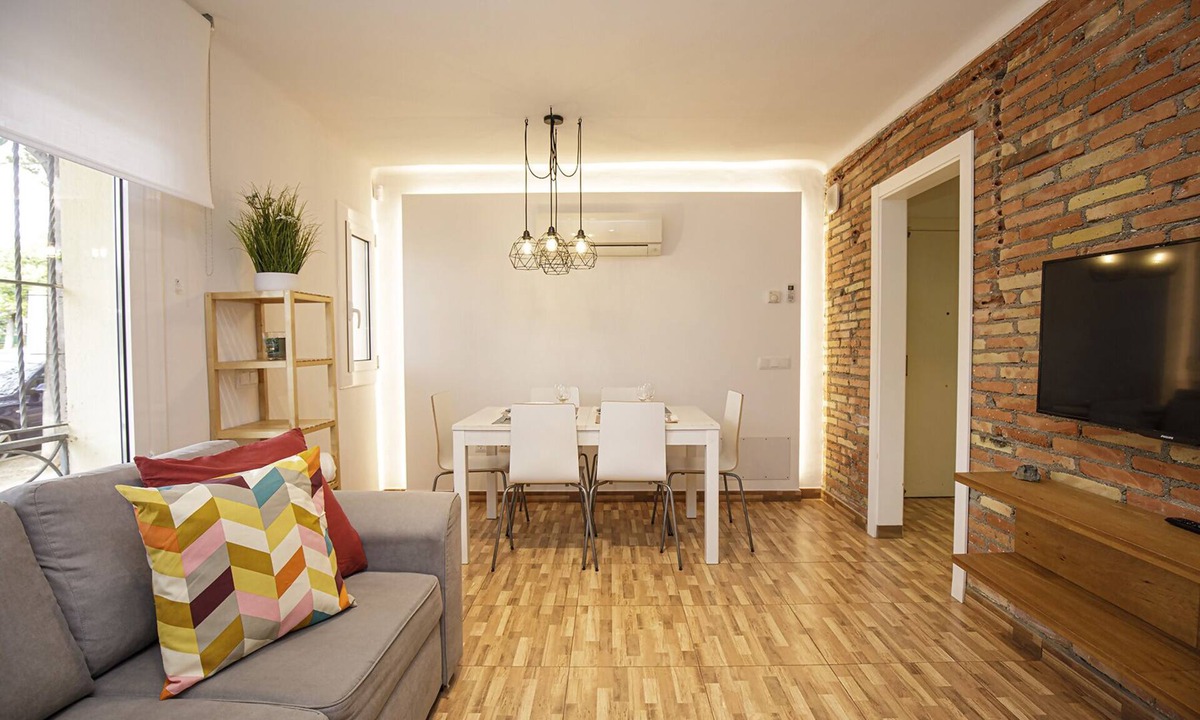 Pedret Apartment | Pedret apartment in Girona