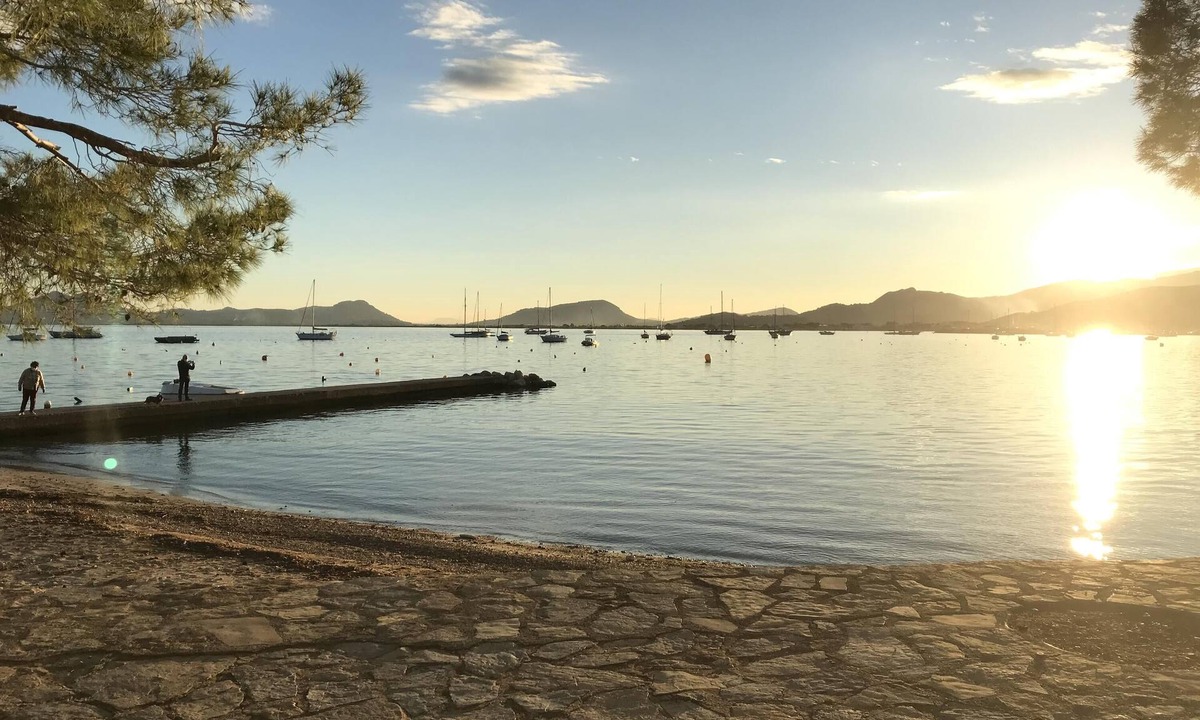 Puerto de Pollensa Villa | Pet-Friendly Chalet Can Singala with Mountain View, Pool, Wi-Fi, A/C, Terrace & Garden