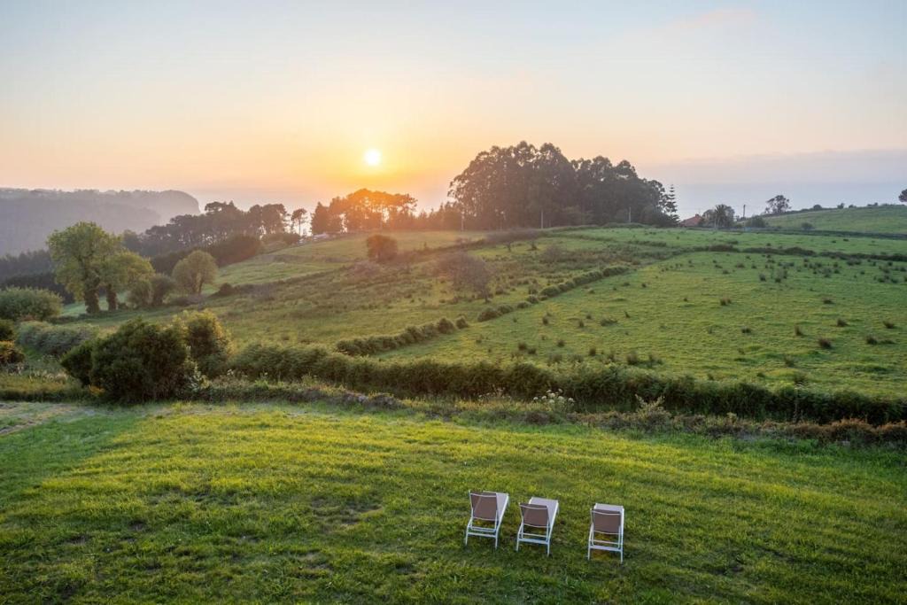 Lloreda Villa | Rural Villa with Sea Views