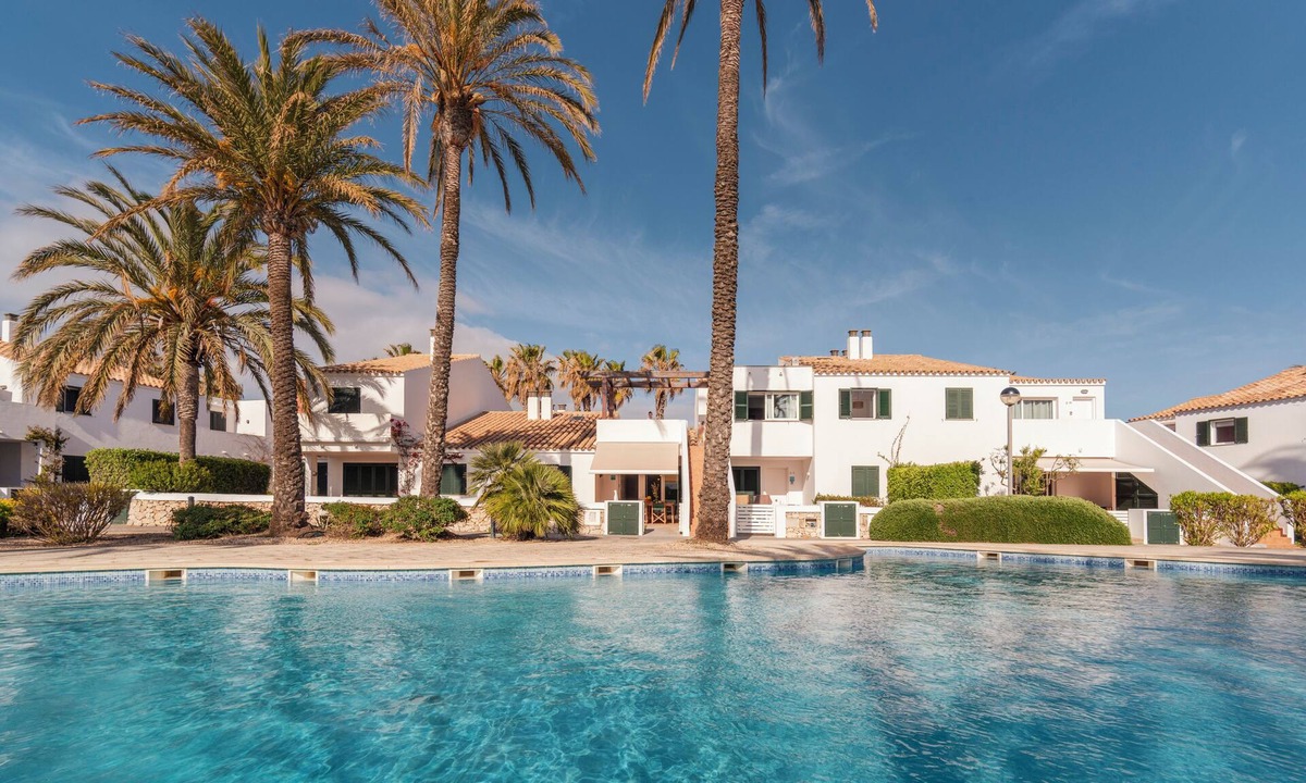 Son Blanc Apartment | Sa Caleta Polida - Duplex with Pool and Padel Court