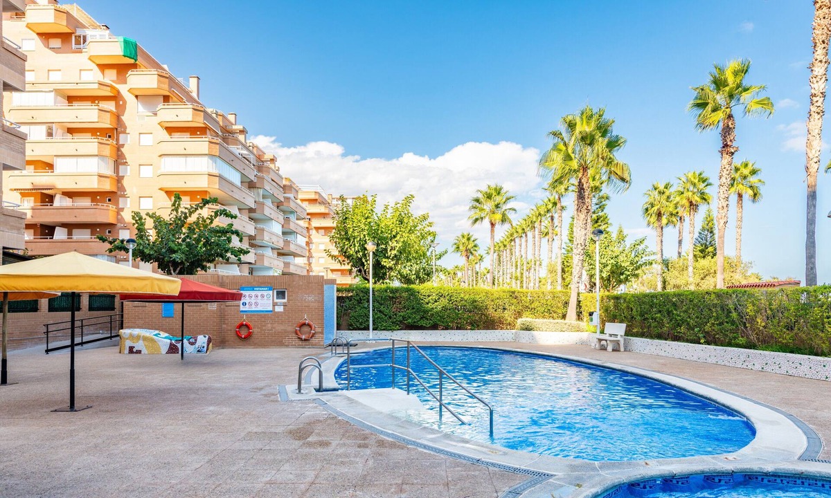 Marina d'Or Apartment | Seafront Apartment 'Vistamar' with Sea Views, Wi-Fi & Air Conditioning