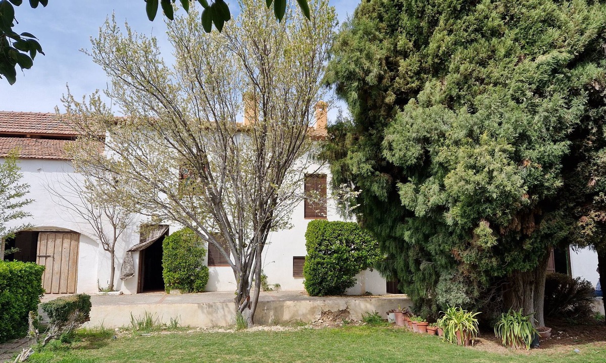 Valderrubio Cottage | Self catering Cortijo Los Parrales for 4 people