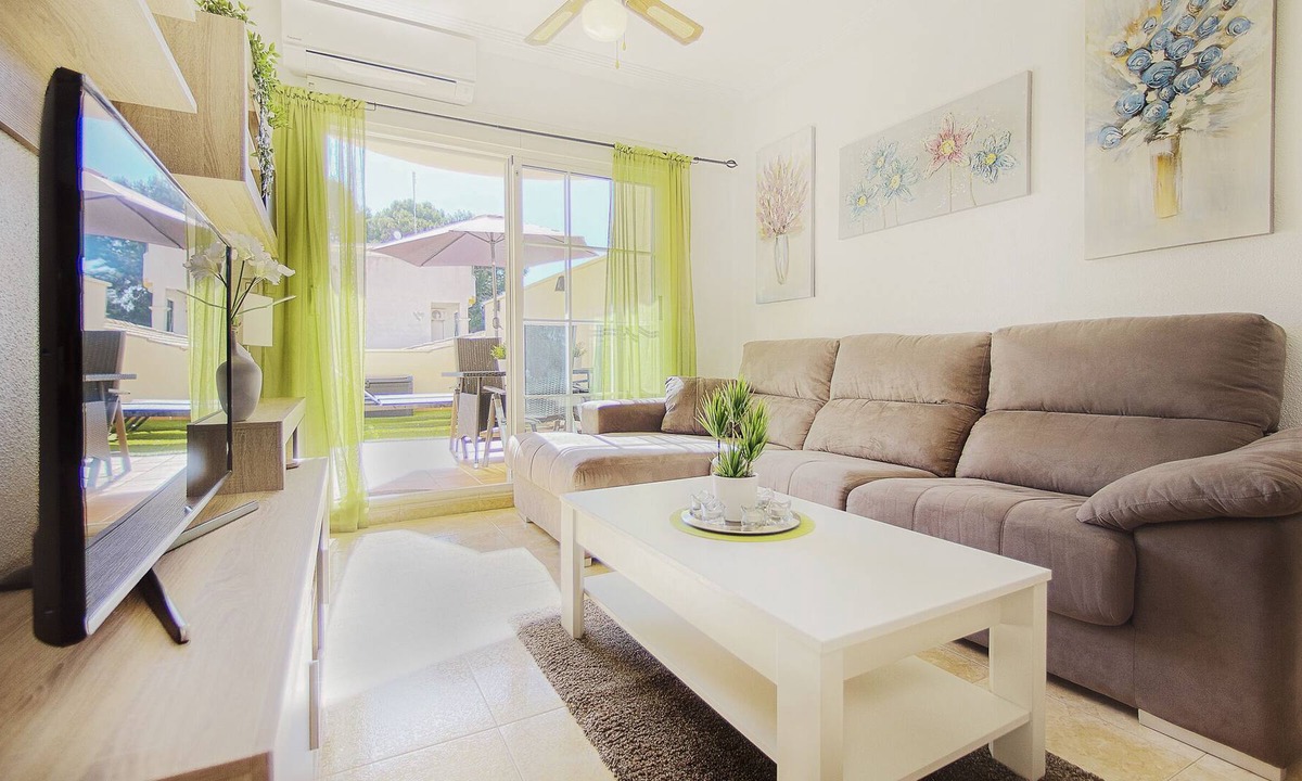 Villamartin Apartment | Stylish and quiet apartment by Villamartin Plaza and golf course 2225