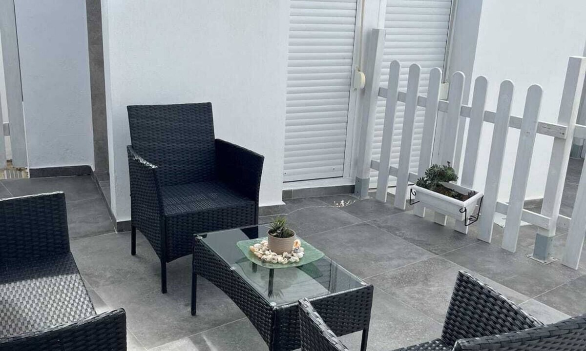 Zahora Apartment | Terapia Salada I .