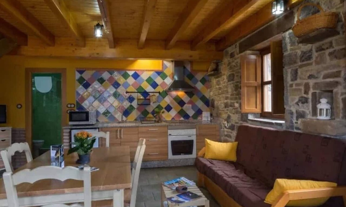 Aller Apartment | The LLananzanes Lookout - Rural Asturias - HOUSE I